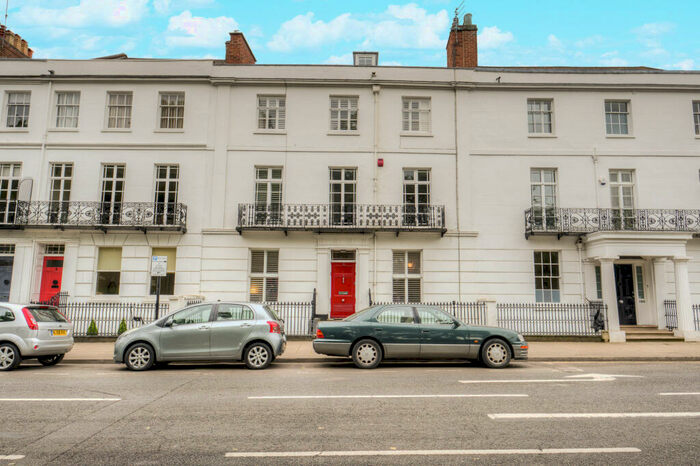 6 Bedroom Terraced House To Rent In Clarendon Square, Leamington Spa, CV32