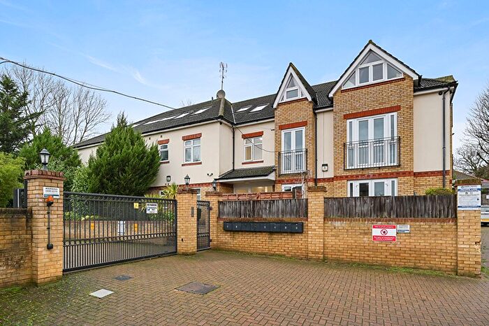 2 Bedroom Flat For Sale In Whitefriars Drive, Harrow, HA3