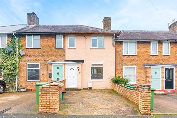 2 Bedroom Terraced House To Rent In Whitland Road, Carshalton, SM5