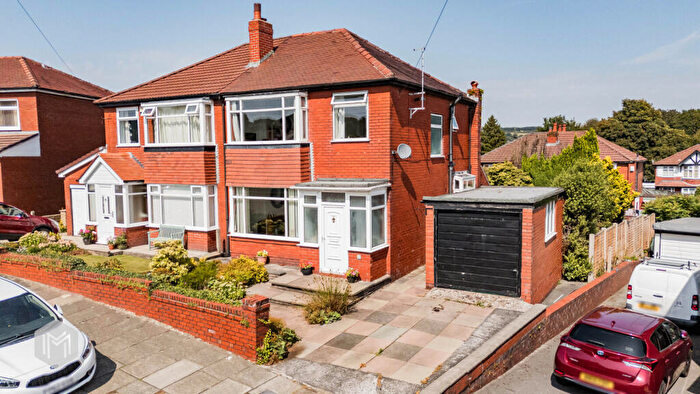 3 Bedroom Semi-Detached House For Sale In Craighall Road, Bolton, Greater Manchester, BL1
