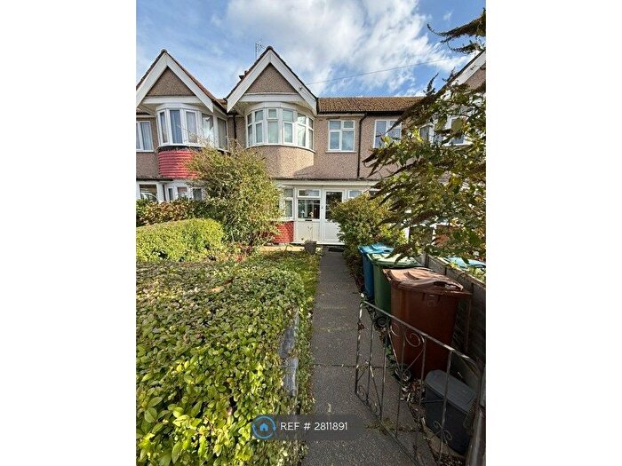 3 Bedroom Terraced House To Rent In Ravenswood Crescent, Harrow, HA2