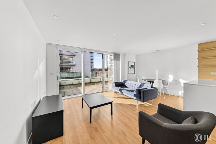 2 Bedroom Flat For Sale In City View Apartments, N4