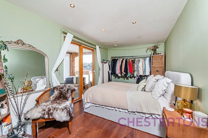 3 Bedroom Flat To Rent In Cygnet House, Woodland Crescent, SE10
