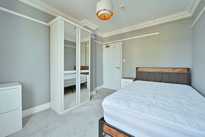 Studio To Rent In Bushey, Bushey, WD23