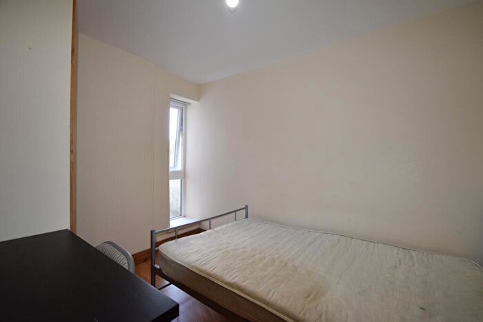 6 Bedroom House To Rent In Harriet Street, Cathays, CF24