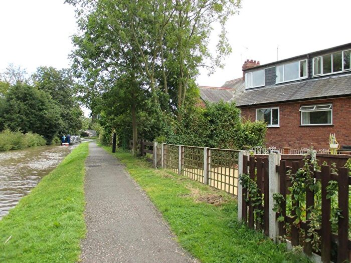 6 Bedroom Semi-Detached House To Rent In Whitchurch Road, Christleton, CH3