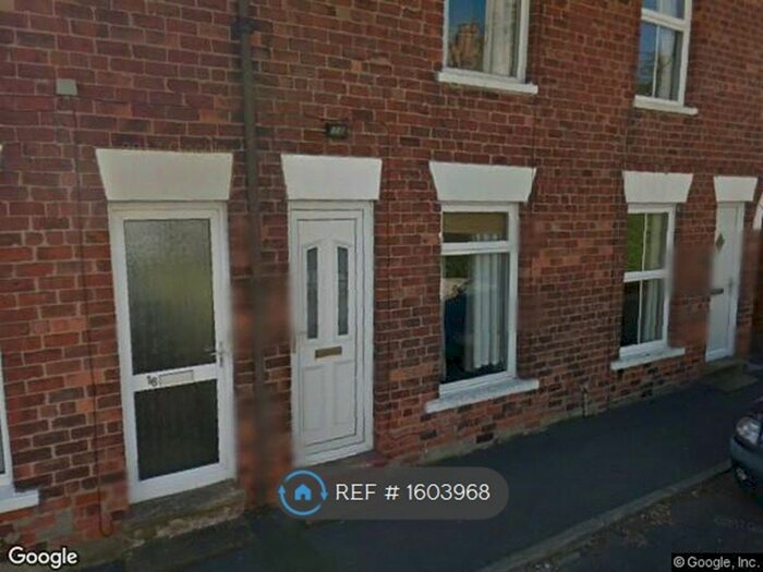 2 Bedroom Terraced House To Rent In North Street, Hull, HU10