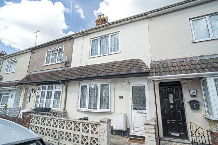 3 Bedroom Terraced House For Sale In Jennings Street, Rodbourne, Swindon, SN2