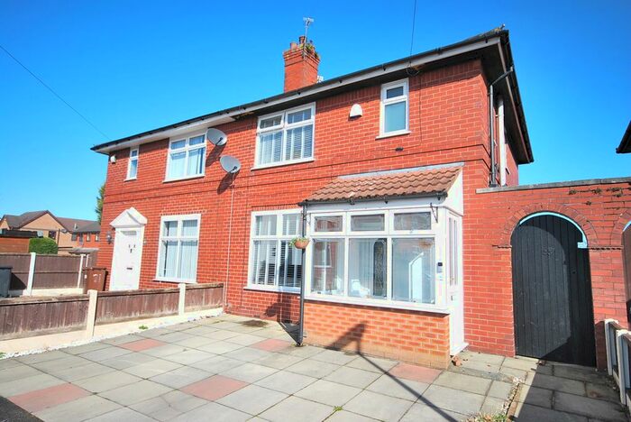 3 Bedroom Semi-Detached House To Rent In Speakman Avenue, Leigh, WN7