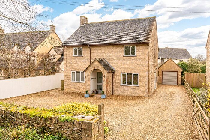 4 Bedroom Detached House For Sale In Church Lane, Shipton Moyne, GL8