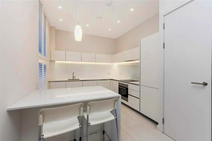 1 Bedroom Flat To Rent In York Street, Marlybone, W1U