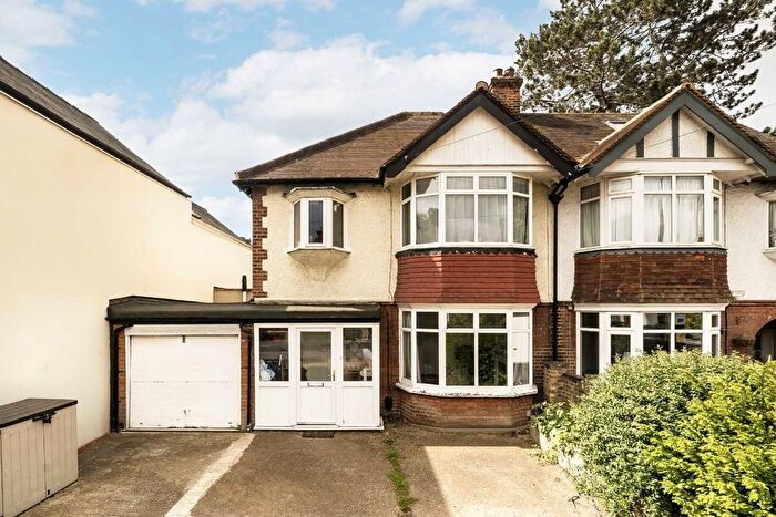 3 Bedroom Property To Rent In Staines Road East, Lower Sunbury, TW16