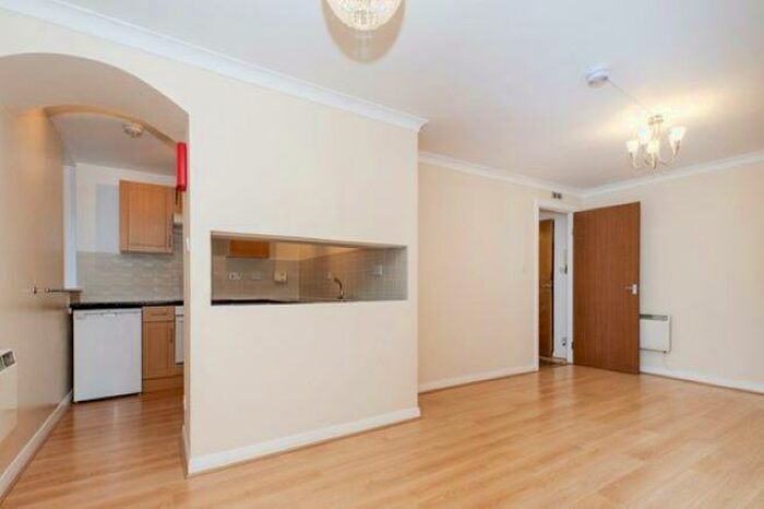 1 Bedroom Ground Flat To Rent In Clifton Road, Aberdeen, Aberdeenshire, AB24