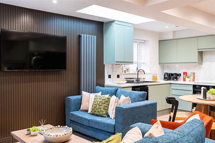 6 Bedroom Property To Rent In Priory Road, Exeter, EX4