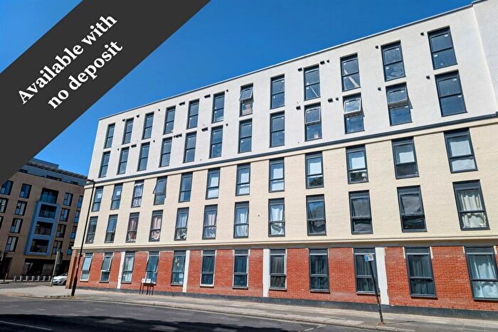 1 Bedroom Apartment To Rent In Clarendon Apartments, Canal Walk, Southampton, SO14