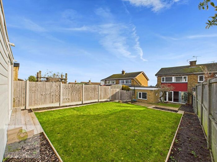 4 Bedroom Semi-Detached House For Sale In Pankhurst Road, Hoo, St Werburgh, Rochester, ME3