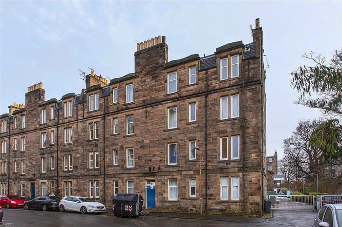1 Bedroom Flat To Rent In Millar Place, Morningside, Edinburgh, EH10