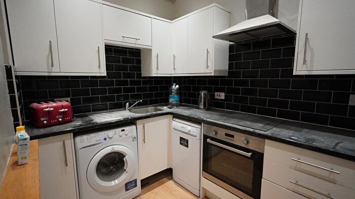 4 Bedroom Flat To Rent In Lothian Road, Edinburgh, EH3