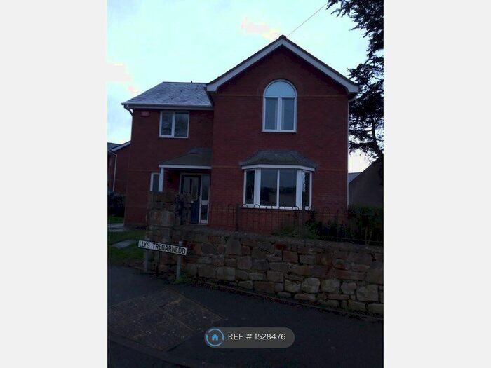 4 Bedroom Detached House To Rent In Llys Tregarnedd, Llangefni, LL77