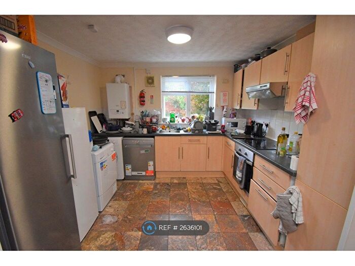 6 Bedroom Terraced House To Rent In Christchurch Road, Reading, RG2