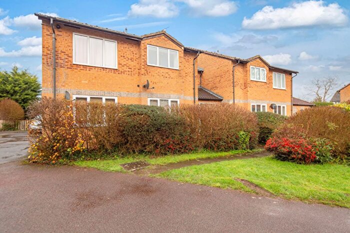 1 Bedroom Flat For Sale In Kestrel Way, Bicester, OX26