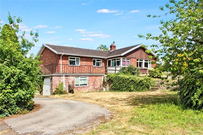 3 Bedroom Bungalow For Sale In Mendham, Harleston, Suffolk, IP20