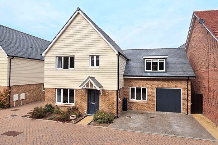 4 Bedroom Detached House For Sale In Anchor Avenue, Scaynes Hill, RH17