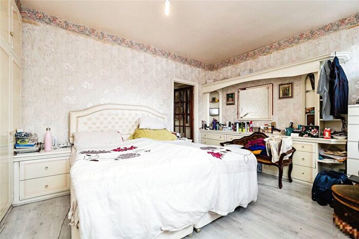 3 Bedroom Terraced House For Sale In Rosebery Avenue, Manor Park, London, E12
