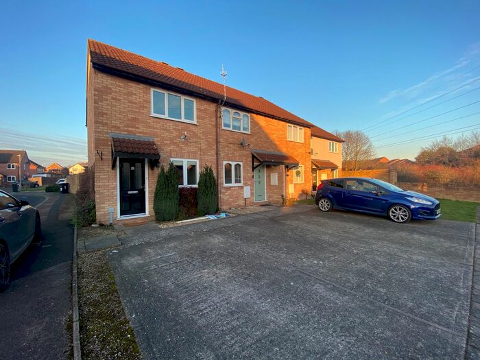 2 Bedroom End Of Terrace House To Rent In Waseley Close, Worcester, WR5