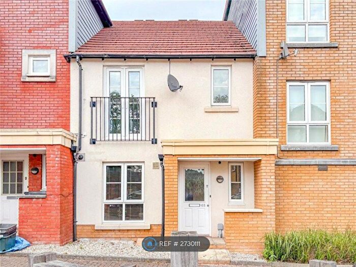 3 Bedroom Terraced House To Rent In Bartholomews Square, Horfield, Bristol, BS7