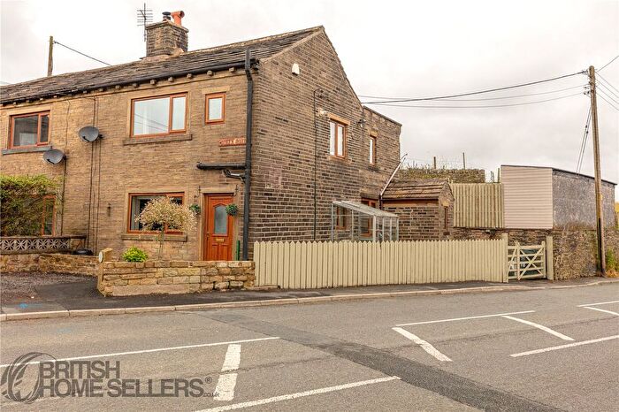 2 Bedroom End Of Terrace House For Sale In Green Royd, Mount Tabor, Halifax, West Yorkshire, HX2