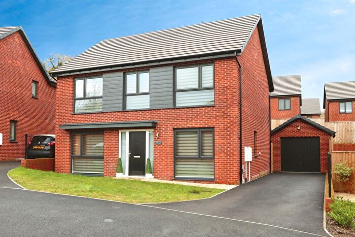 4 Bedroom Detached House For Sale In Moorthorpe Way, Owlthorpe, Sheffield, S20