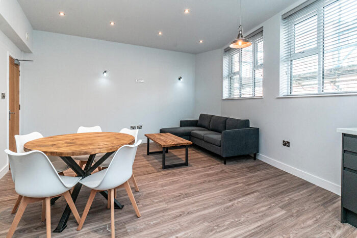 5 Bedroom Flat To Rent In Flat, Lower Parliament Street, NG1