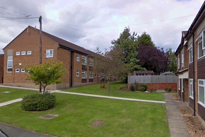 1 Bedroom Flat To Rent In Kilburn Place, Rushden, Northamptonshire, NN10