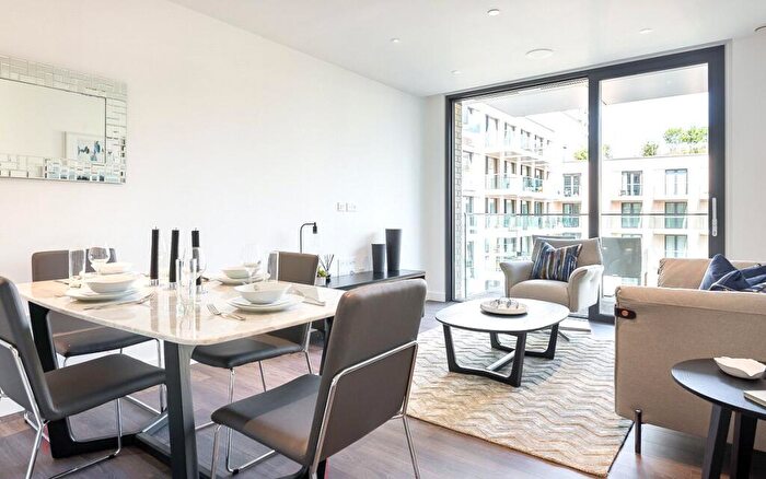 1 Bedroom Apartment For Sale In Chaucer Gardens, London, E1