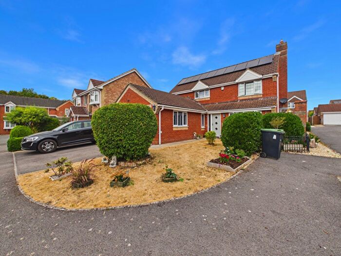 4 Bedroom Detached House For Sale In Wintergreen, Calne, SN11