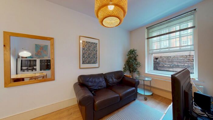 1 Bedroom Flat To Rent In Hunter Street, London, WC1N