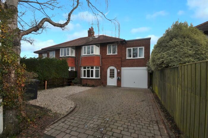 4 Bedroom Semi-Detached House To Rent In St. Winifreds Road, Harrogate, North Yorkshire, HG2