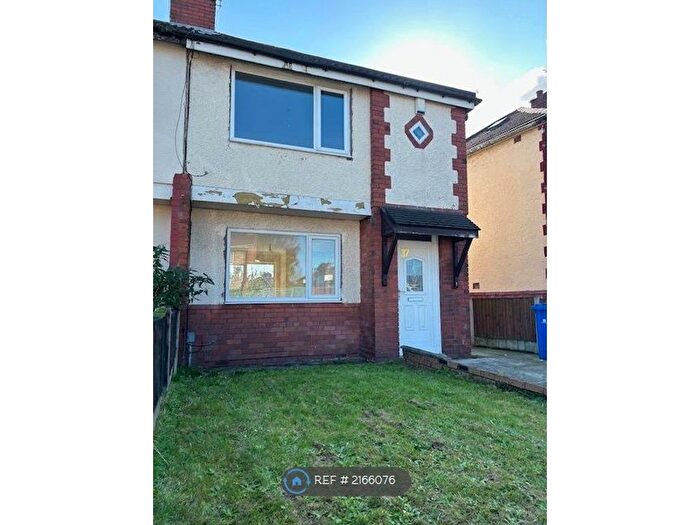 2 Bedroom Semi-Detached House To Rent In The Crescent, Huyton, Liverpool, L36