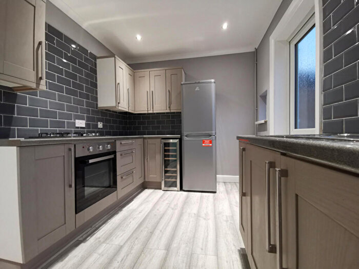 3 Bedroom Terraced House To Rent In Sutton Road, Hull, HU6