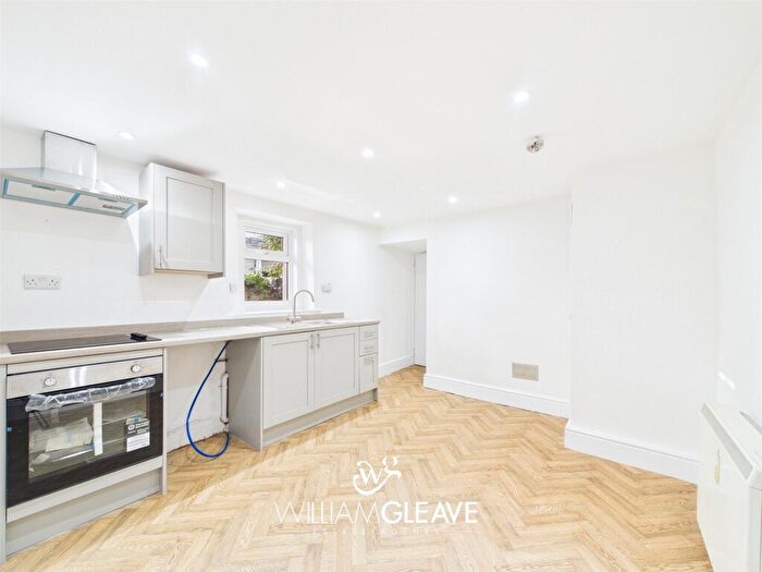 1 Bedroom Apartment To Rent In Chapel Street, Llandudno, Conwy, LL30