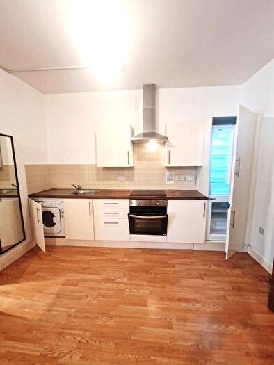 Studio To Rent In Princess Road East, Leicester, Leicestershire, LE1