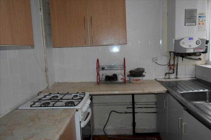2 Bedroom Flat To Rent In Egginton Street, Leicester, LE5