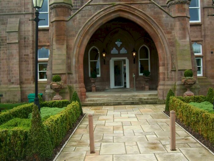 2 Bedroom Apartment To Rent In Kershaw Drive, Lancaster, LA1