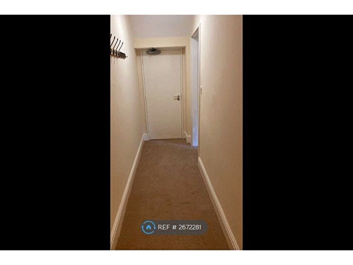 Studio To Rent In Rossington Hall Estate, Doncaster, DN11