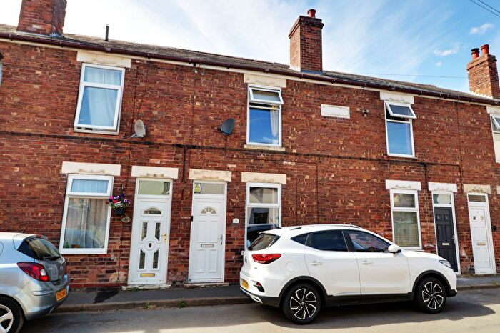 2 Bedroom Terraced House For Sale In North Street, Crowle, DN17