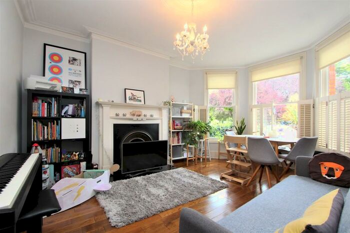 2 Bedroom Flat To Rent In Albert Road, Alexandra Park, N22