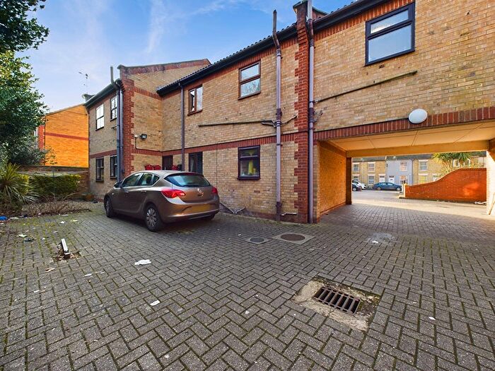 1 Bedroom Flat For Sale In Monument Street, Peterborough, PE1