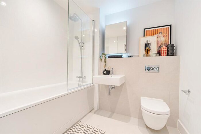 2 Bedroom Apartment To Rent In Palmer Street, Reading, RG1