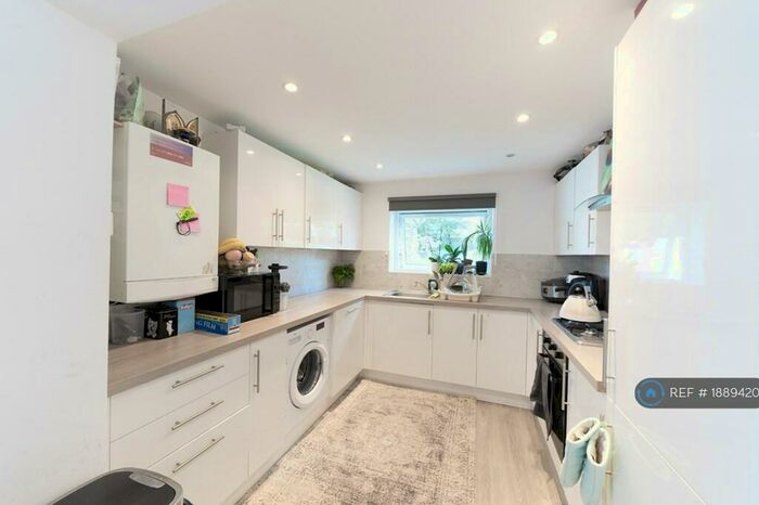 4 Bedroom Terraced House To Rent In West Road, London, E15
